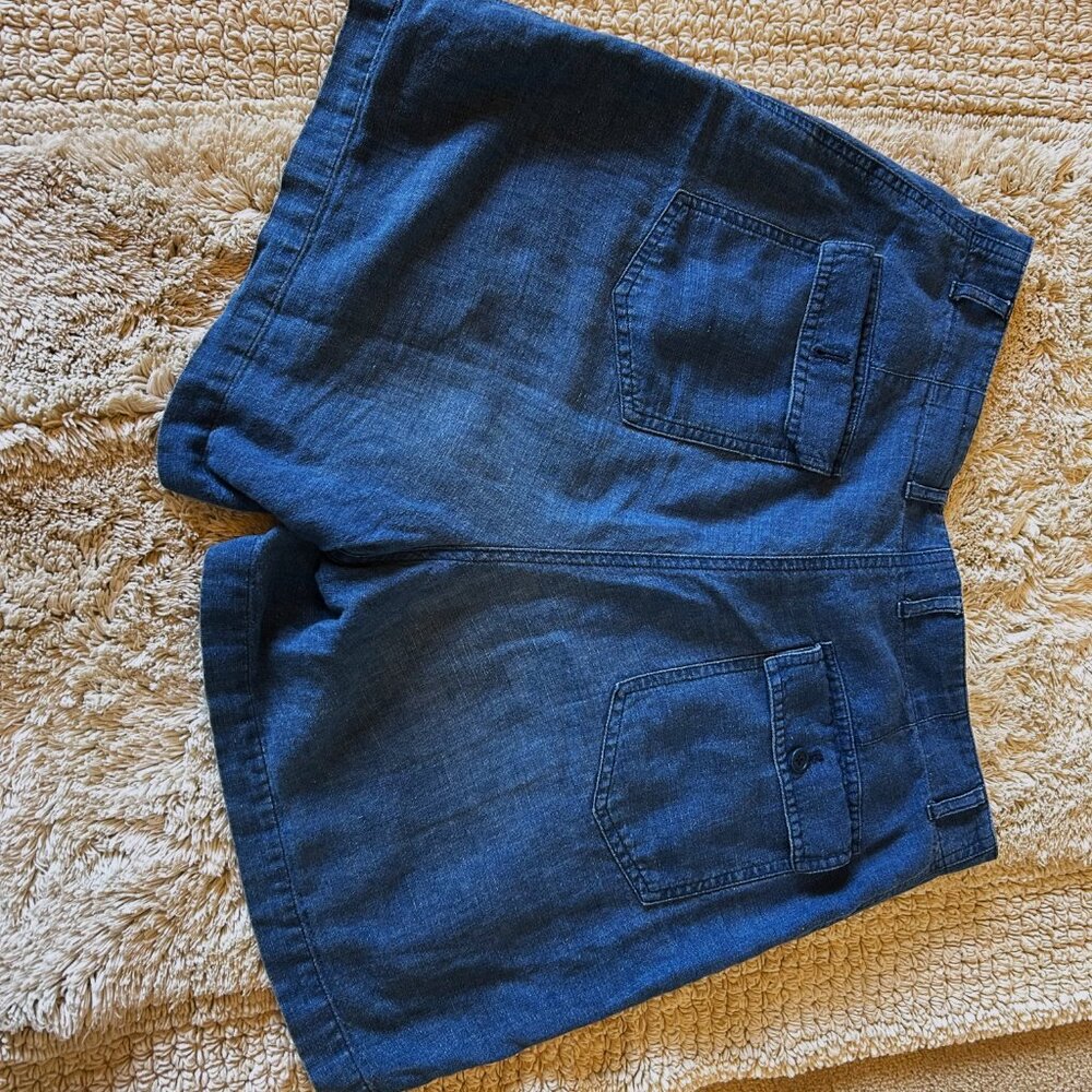 JONES of NY Shorts